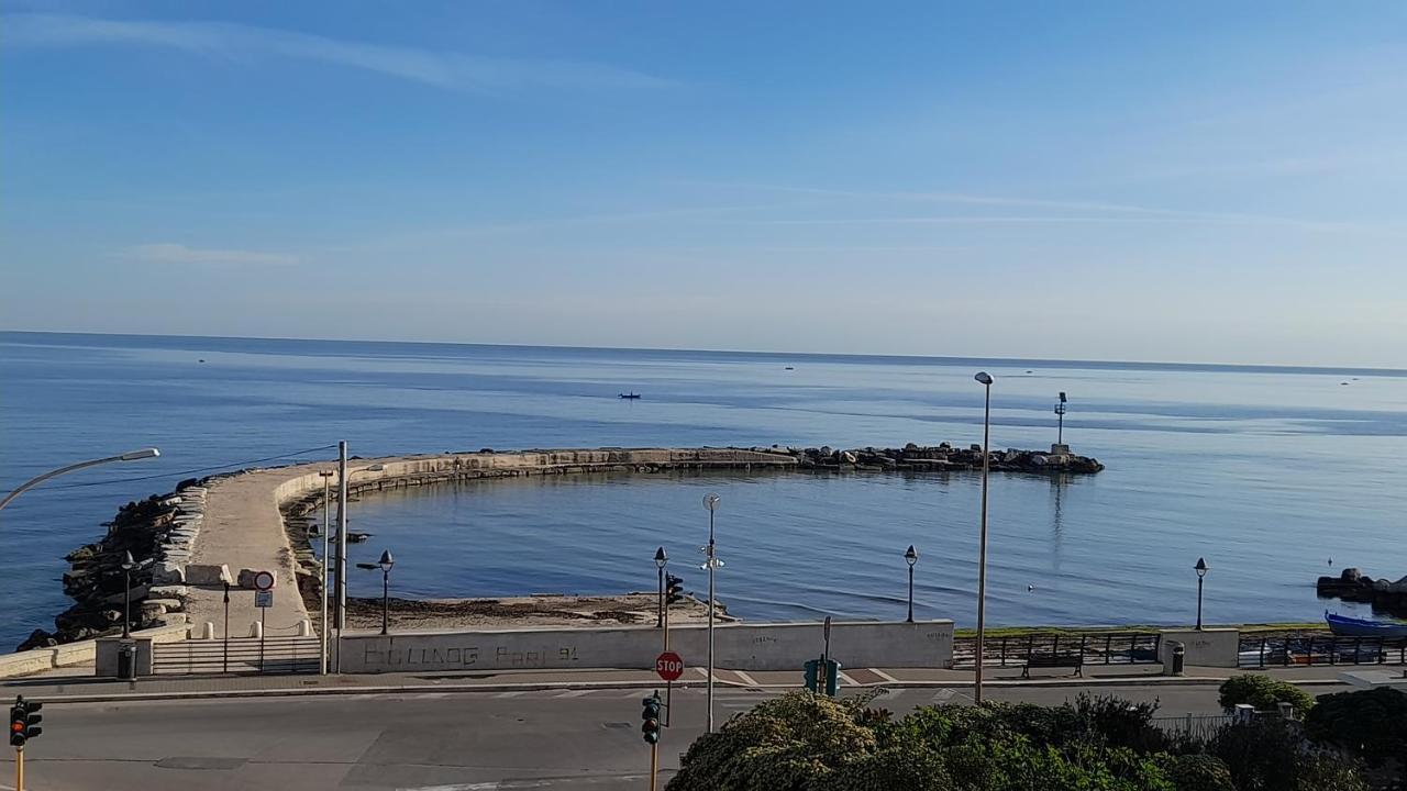 La Chicca Del Mare Hotel Бари Екстериор снимка